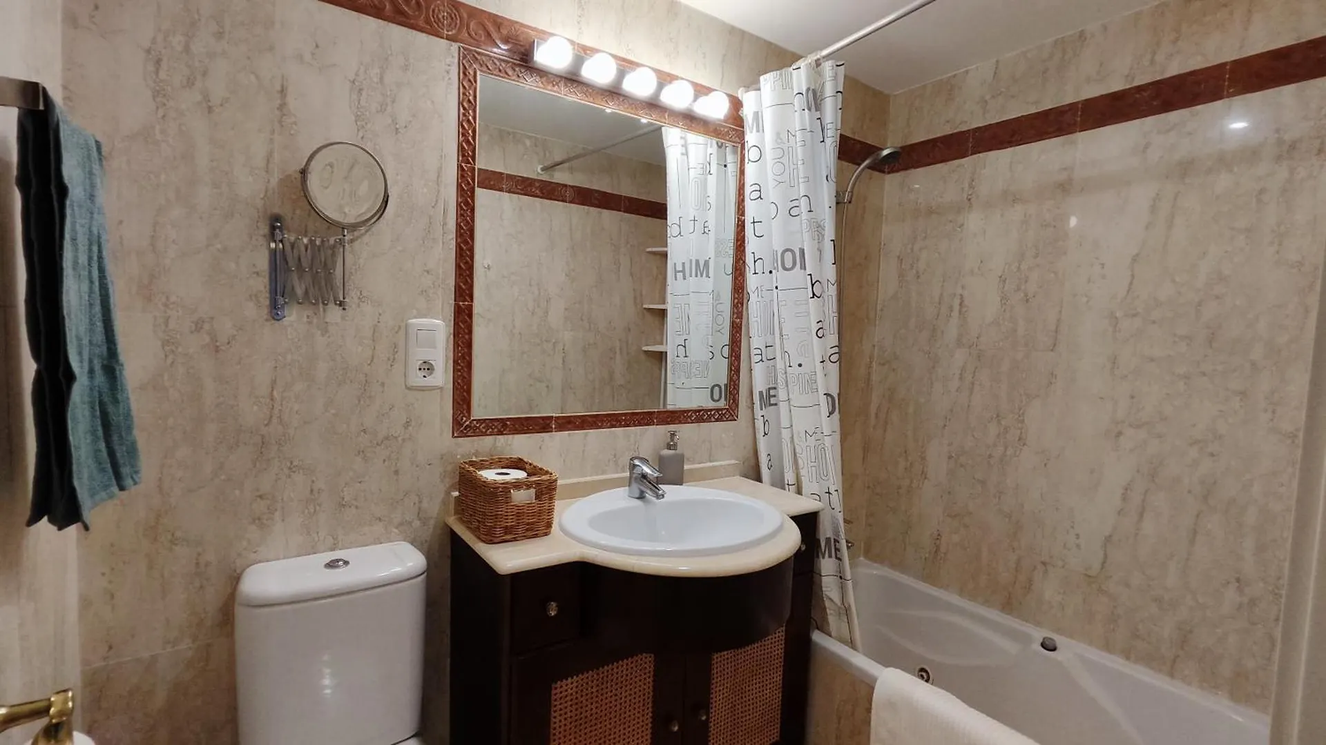 Pinogolf Elviria Marbella With Free Parking, Wifi, Pool And Large Terrace Διαμέρισμα Ισπανία