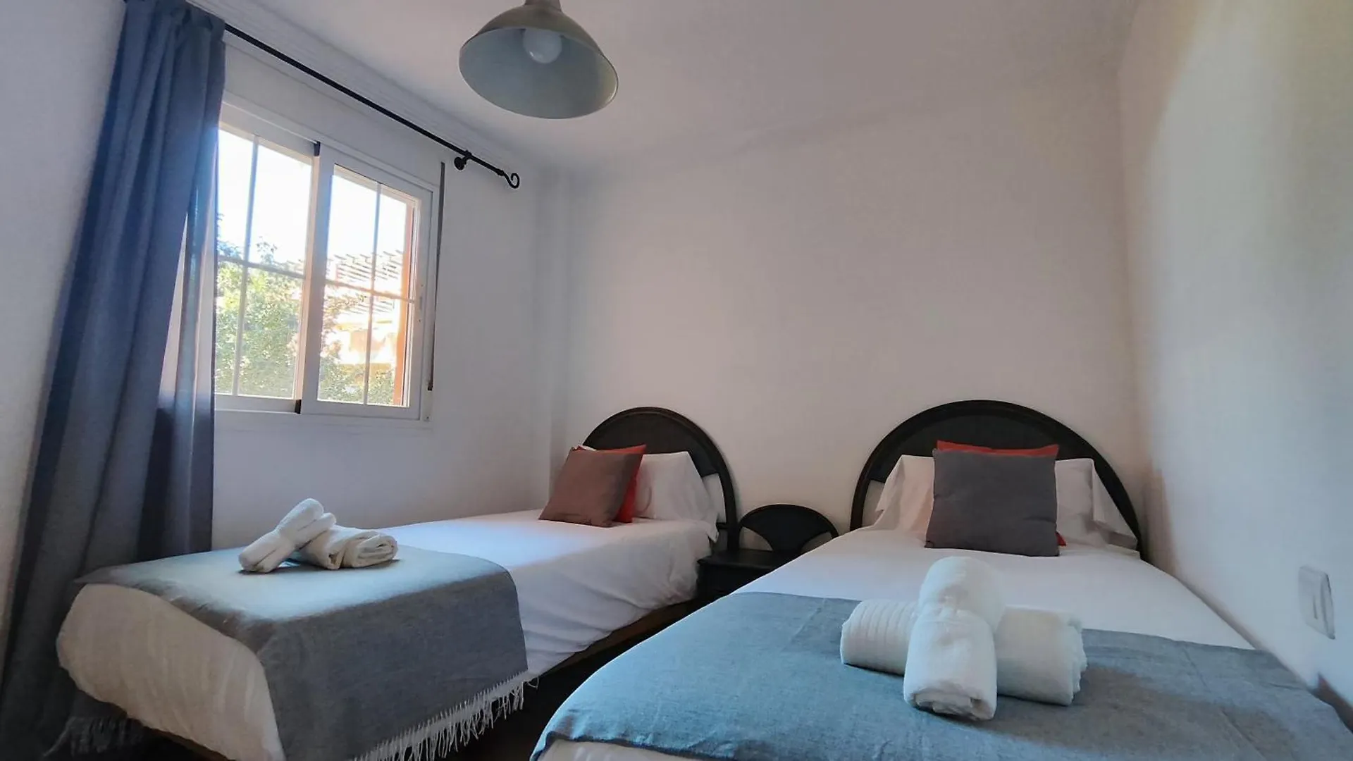 Pinogolf Elviria Marbella With Free Parking, Wifi, Pool And Large Terrace Apartment