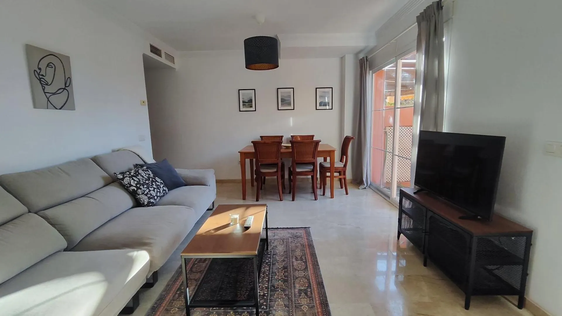 Pinogolf Elviria Marbella With Free Parking, Wifi, Pool And Large Terrace Apartment
